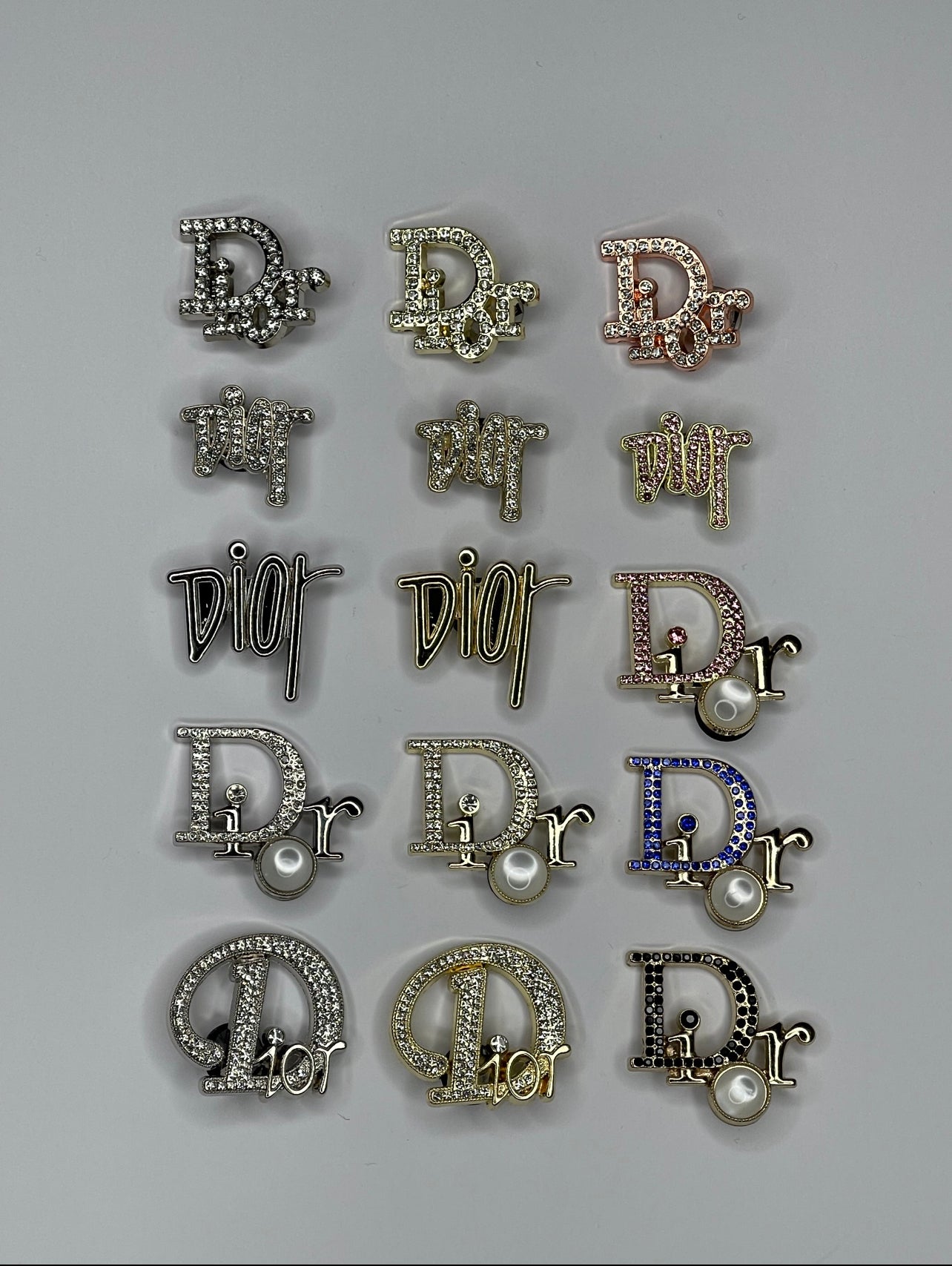 Metal croc charms (1)