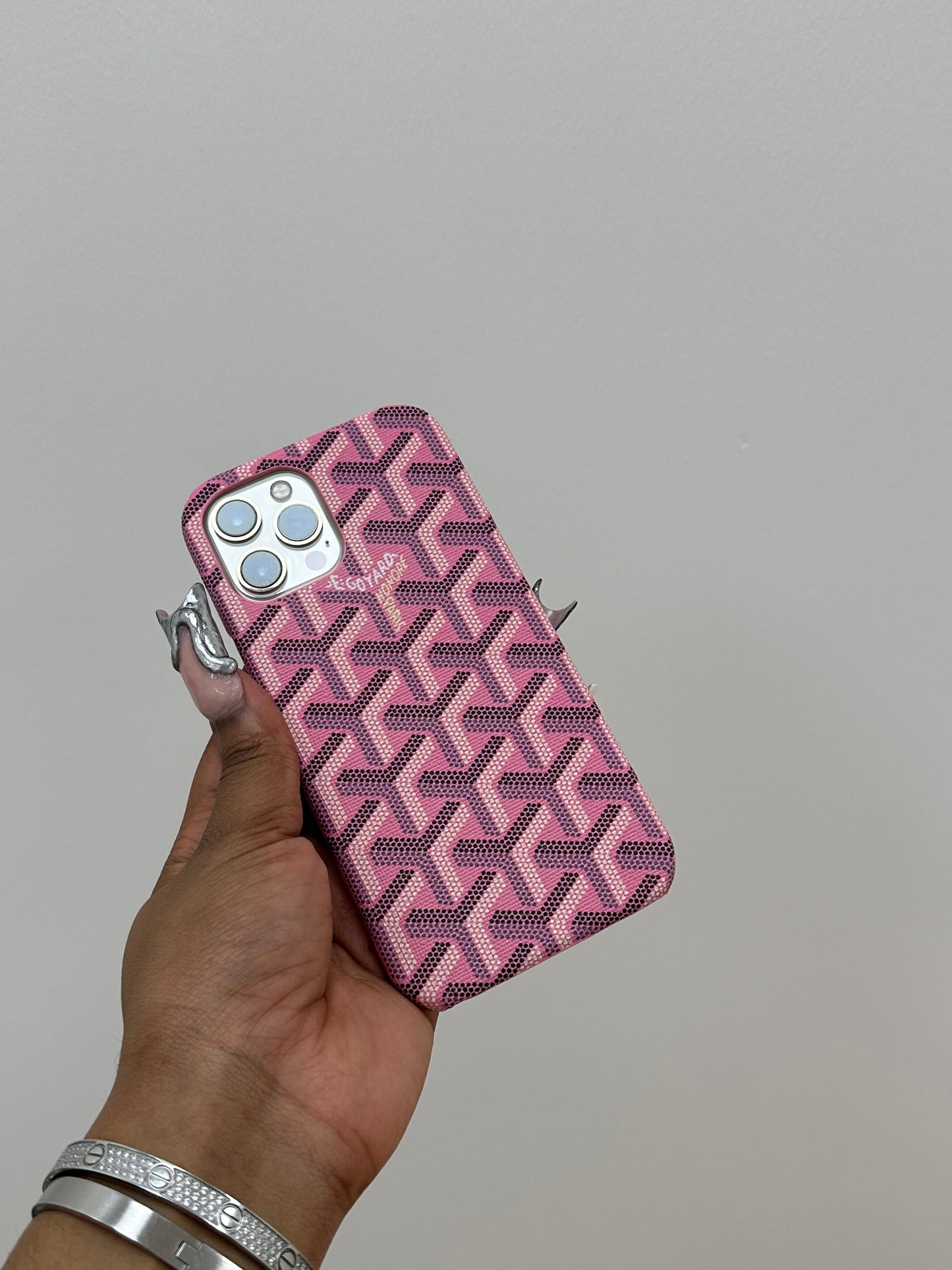 Pink pattern phone case