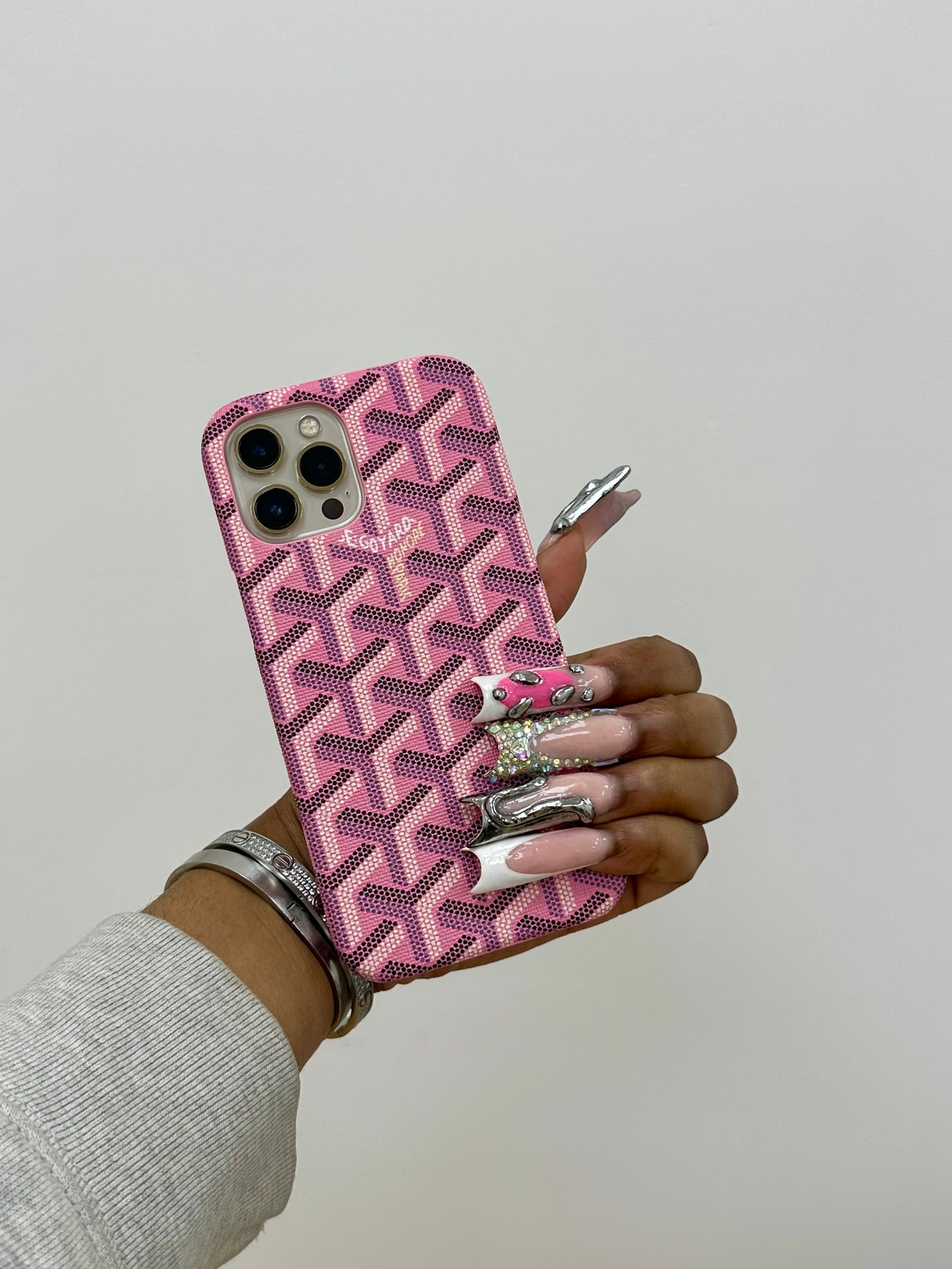 Pink pattern phone case